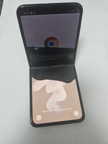 Купить Samsung Galaxy Z Flip 3 5G 8/256GB (F711B) в Иркутск за 4700 руб.