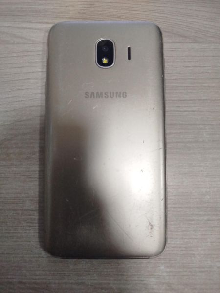 Купить Samsung Galaxy J4 2018 3/32GB (J400F) Duos в Шелехов за 2100 руб.