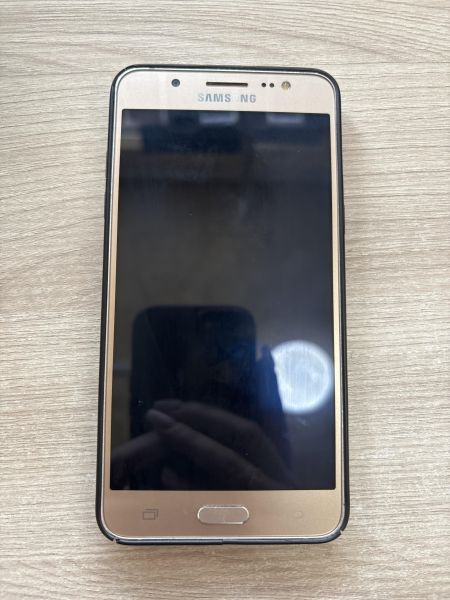 Купить Samsung Galaxy J5 2016 (J510FN) Duos в Шелехов за 1400 руб.