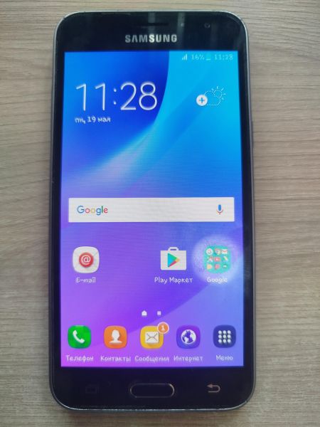 Купить Samsung Galaxy J3 2016 (J320F) Duos в Шелехов за 1200 руб.