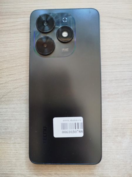 Купить TECNO Spark Go 2024 4/64GB (BG6) Duos в Шелехов за 3400 руб.