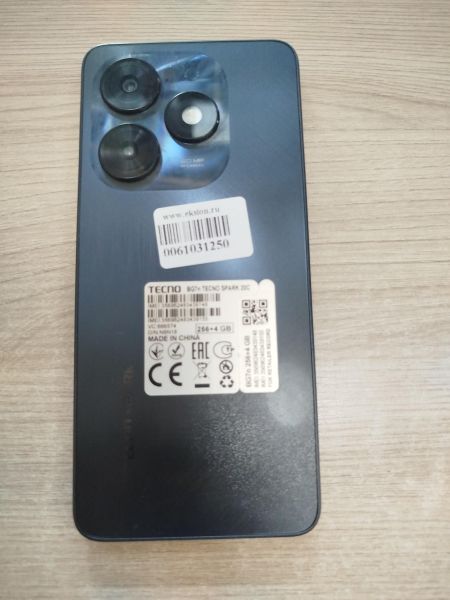 Купить TECNO Spark 20C 4/256GB (BG7n) Duos в Шелехов за 5800 руб.