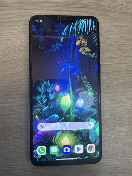 Купить LG V50 ThinQ 5G (LM-V500N) в Шелехов за 10950 руб.