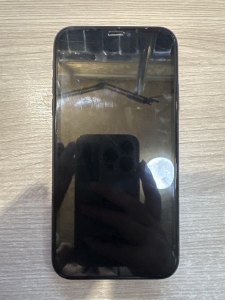 Купить Apple iPhone XR 64GB в Шелехов за 8100 руб.