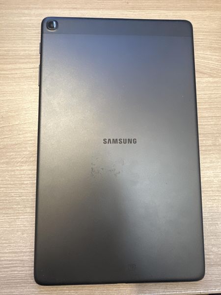 Купить Samsung Galaxy Tab A 10.1 32GB (SM-T510) (без SIM) в Шелехов за 4100 руб.