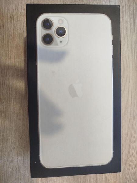 Купить Apple iPhone 11 Pro Max 512GB в Шелехов за 31700 руб.