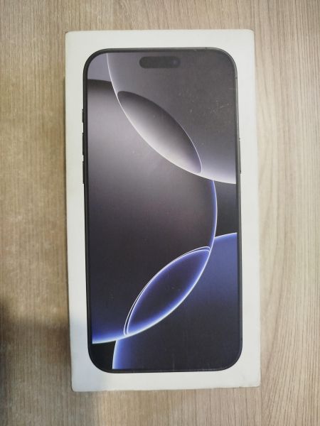 Купить Apple iPhone 16 Pro Max 512GB в Шелехов за 103100 руб.