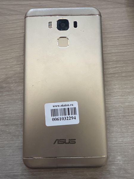 Купить ASUS ZenFone 3 Max 2/32GB (ZC553KL) Duos в Шелехов за 1400 руб.