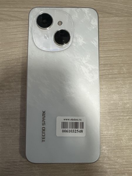 Купить TECNO Spark Go 1 3/64GB (KL4) Duos в Шелехов за 4500 руб.