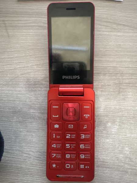 Купить Philips Xenium E2602 Duos в Шелехов за 800 руб.