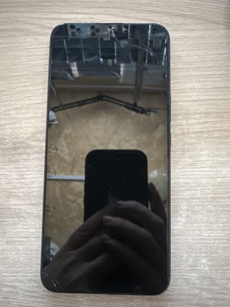 Купить Wiko T10 2/64GB Duos в Шелехов за 2000 руб.