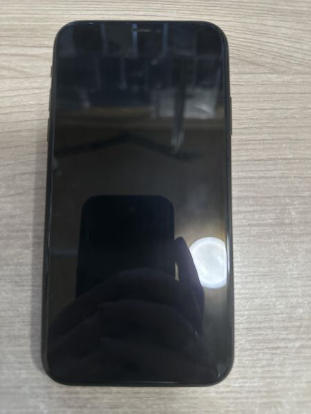 Купить Apple iPhone XR 256GB в Шелехов за 10800 руб.