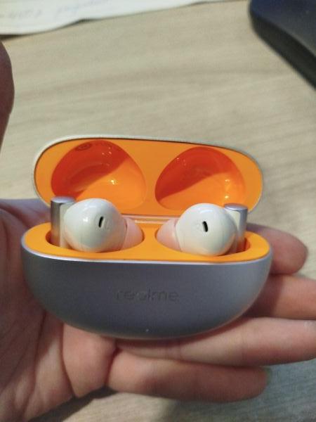 Купить Realme Buds Air 6 (RMA2402) в Шелехов за 2600 руб.