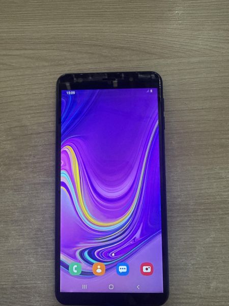 Купить Samsung Galaxy A7 2018 4/64GB (A750FN) Duos в Шелехов за 2100 руб.