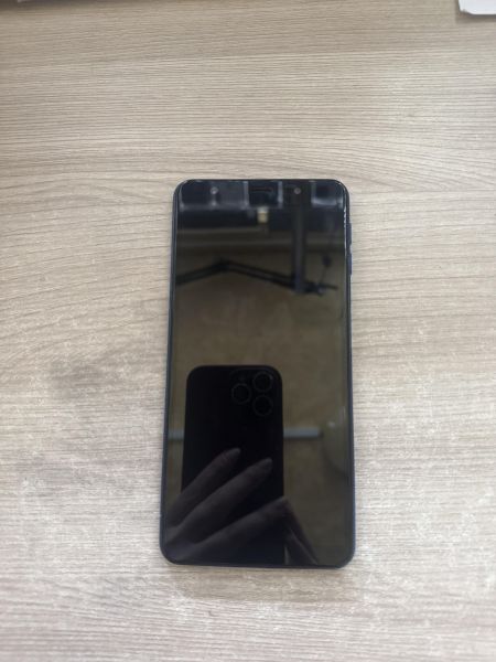 Купить Samsung Galaxy A7 2018 4/64GB (A750FN) Duos в Шелехов за 2100 руб.