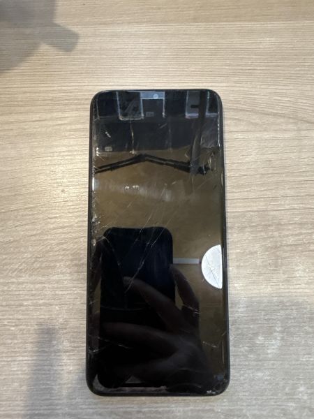 сотовый телефон Infinix Smart 6 Plus 3/64GB (X6823C) Duos в Шелехов