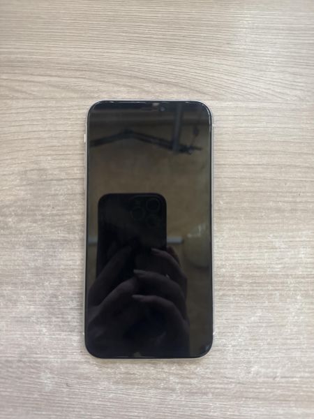 Купить Apple iPhone XR 128GB в Иркутск за 8100 руб.