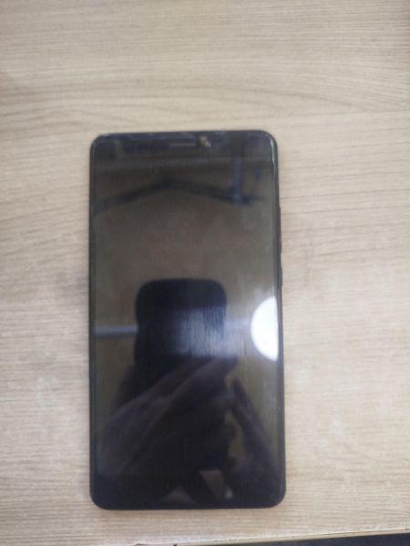 Купить Xiaomi Mi Max 2 4/64GB (MDE40) Duos в Шелехов за 2800 руб.