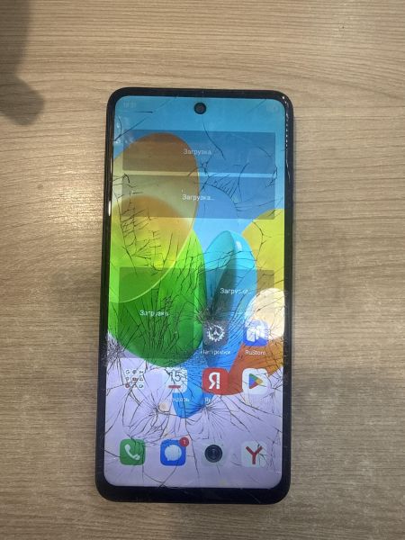 Купить TECNO Spark 20C 4/128GB (BG7n) Duos в Шелехов за 1800 руб.