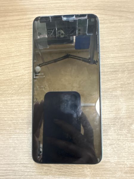 сотовый телефон Infinix Hot 30i 4/64GB (X669D) Duos в Шелехов