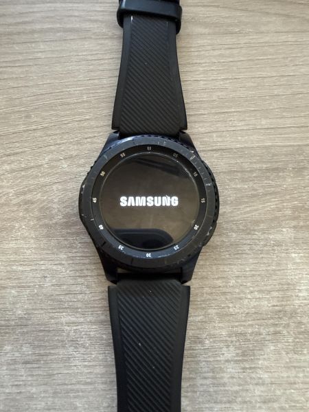 умные часы и браслеты Samsung Gear S3 Frontier (SM-R760) с СЗУ в Шелехов
