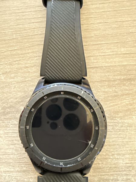 умные часы и браслеты Samsung Gear S3 Frontier (SM-R760) с СЗУ в Шелехов