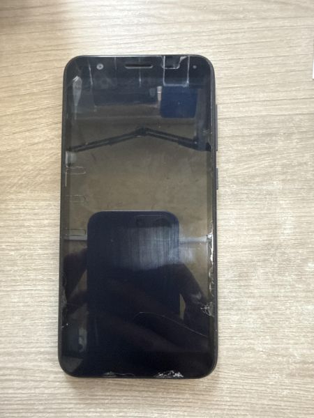 сотовый телефон ASUS ZenFone Live L1 2/16GB (ZA550KL/X00RD) Duos в Шелехов