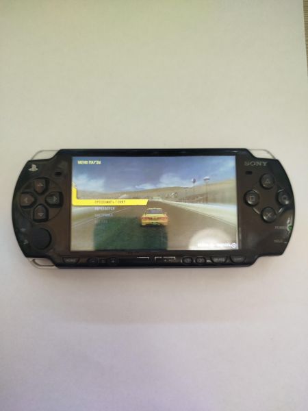 игровая приставка Sony PlayStation Portable (PSP-2001) с СЗУ в Шелехов