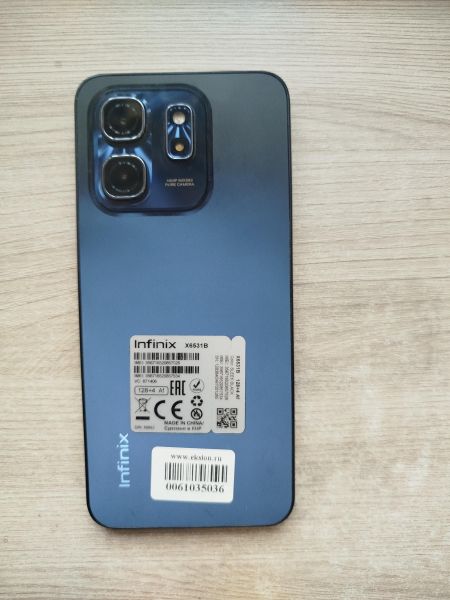сотовый телефон Infinix Hot 50i 4/128GB (X6531B) Duos в Шелехов