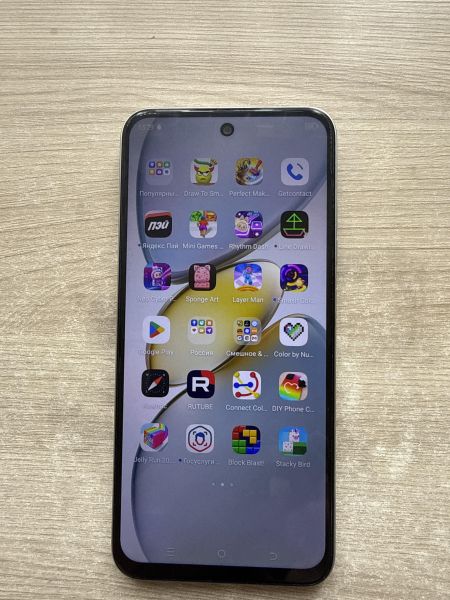 сотовый телефон TECNO Spark Go 1 4/128GB (KL4) Duos в Шелехов