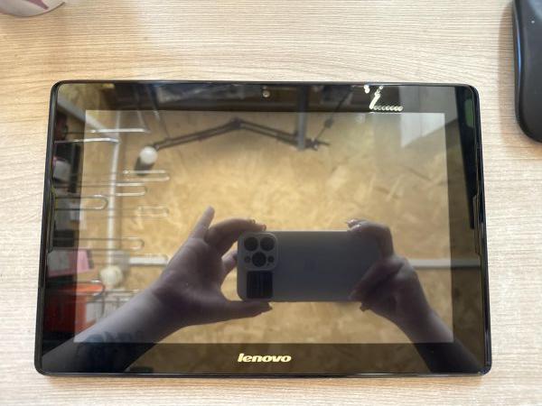 планшет Lenovo Tab A10-70 (A7600-H) 16GB (c SIM) в Шелехов
