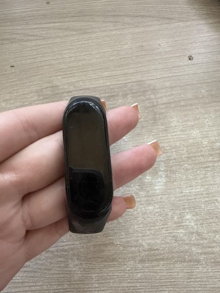 умные часы и браслеты Xiaomi Mi Smart Band 5 (XMSH10HM) c СЗУ в Шелехов