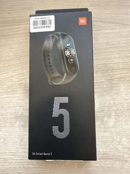 умные часы и браслеты Xiaomi Mi Smart Band 5 (XMSH10HM) c СЗУ в Шелехов