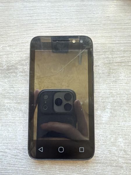 сотовый телефон Alcatel 4034D Pixi 4 Duos в Шелехов