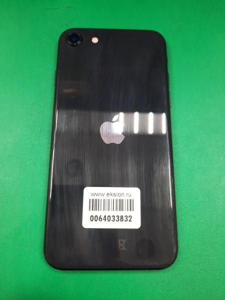 Купить Apple iPhone SE 2nd gen. 2020 64GB в Томск за 7599 руб.