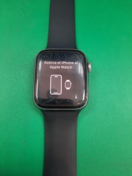 Купить Apple Watch Series 5 44mm (A2093) с СЗУ в Томск за 7899 руб.