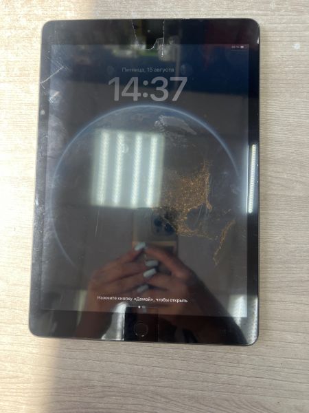 Купить Apple iPad 8 2020 32GB (A2270 MYL92/LA2/LC2) (без SIM) в Иркутск за 10900 руб.