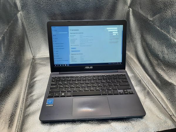 Купить ASUS VivoBook E12 E203MA-FD001T в Томск за 4499 руб.