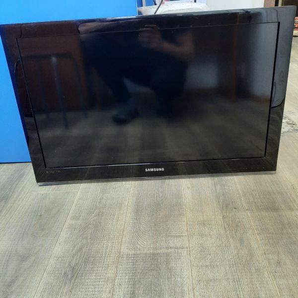 Купить Samsung LE32C530F1W в Томск за 5500 руб.