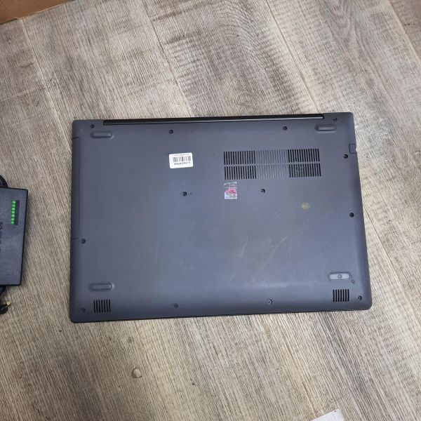 Купить Lenovo IdeaPad 330-15AST 81D60018RK в Томск за 7300 руб.