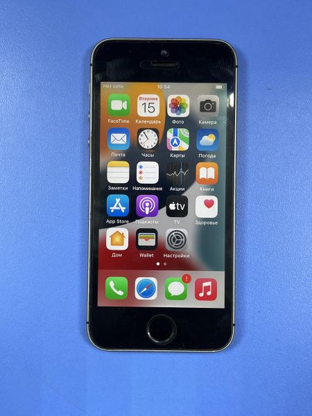 Купить Apple iPhone SE 1st gen. 2016 32GB в Томск за 3100 руб.