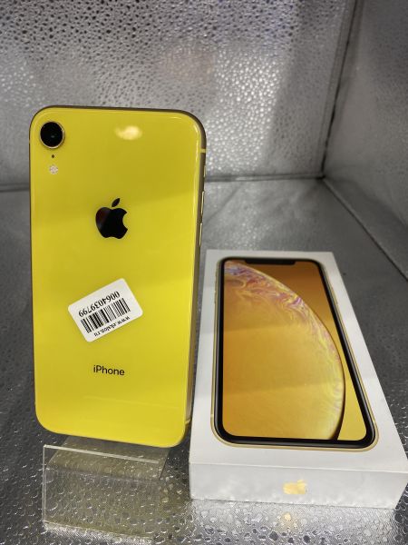 Купить Apple iPhone XR 64GB в Томск за 9400 руб.