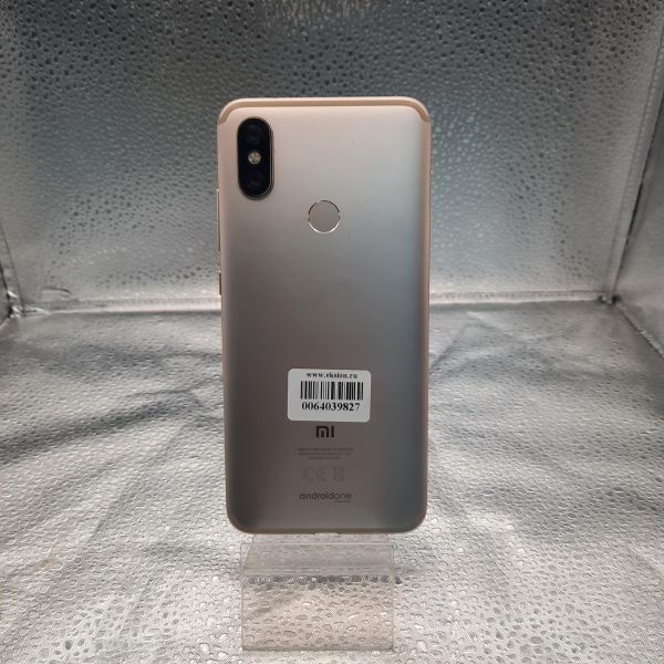 Купить Xiaomi Mi A2 4/64GB (M1804D2SG) Duos в Томск за 4000 руб.