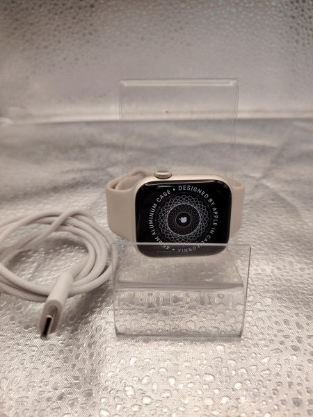 Купить Apple Watch Series 9 45mm (A2980) с СЗУ в Томск за 17000 руб.