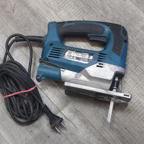 Купить Makita JV0600 в Томск за 3800 руб.