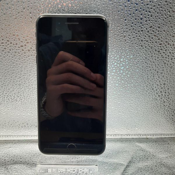 Купить Apple iPhone 8 Plus 128GB в Томск за 8400 руб.