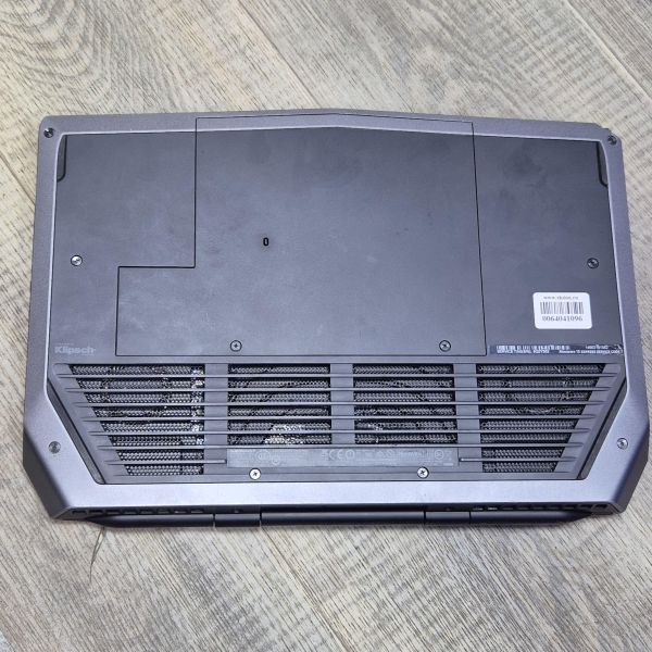 Купить DELL Alienware 13 R2 (i5-6200U/GTX 960M/16GB/SSD 500GB) в Томск за 10950 руб.