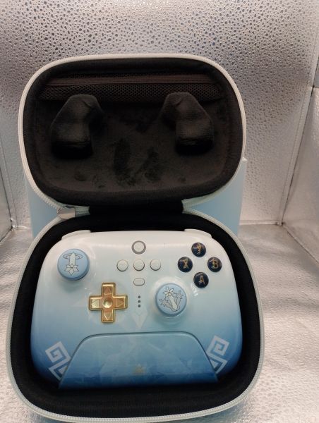 Купить 8BitDo Ultimate (81HA) в Томск за 1500 руб.