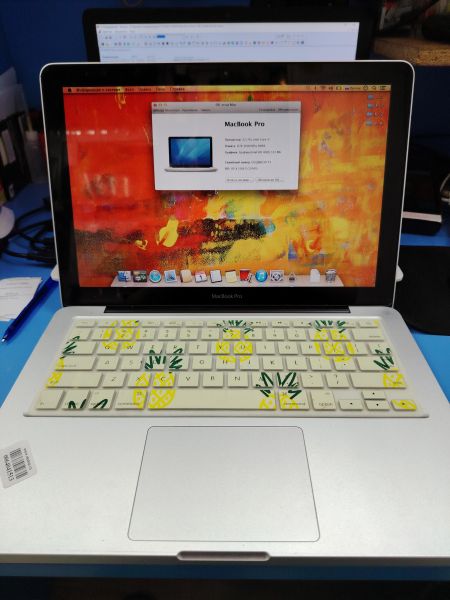 Купить Apple MacBook Pro 13 Mid 2012 (A1278) (8/250GB) в Томск за 7500 руб.