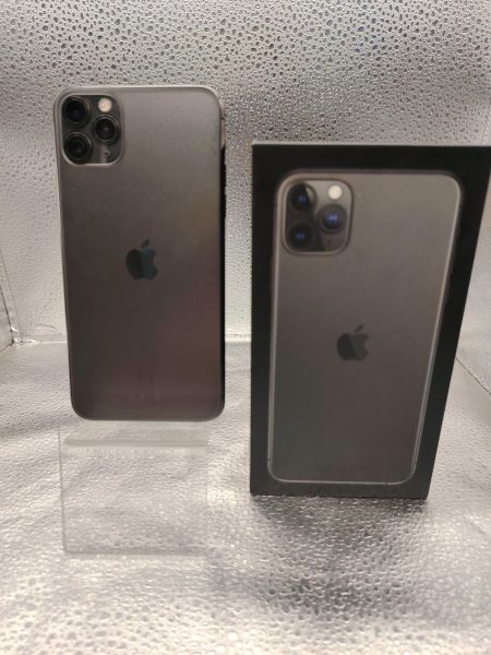 Купить Apple iPhone 11 Pro Max 512GB в Томск за 35000 руб.